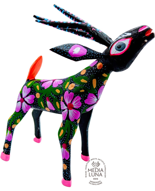 Alebrije Venado Floreado.