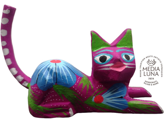 Alebrije Gato Morado.