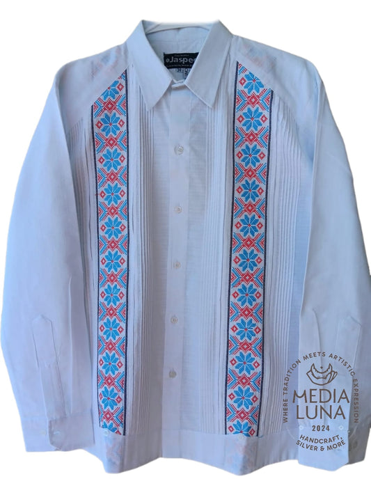 Guayabera yucateca de lino manga larga con diseño floral en colores azul, rojo y negro.